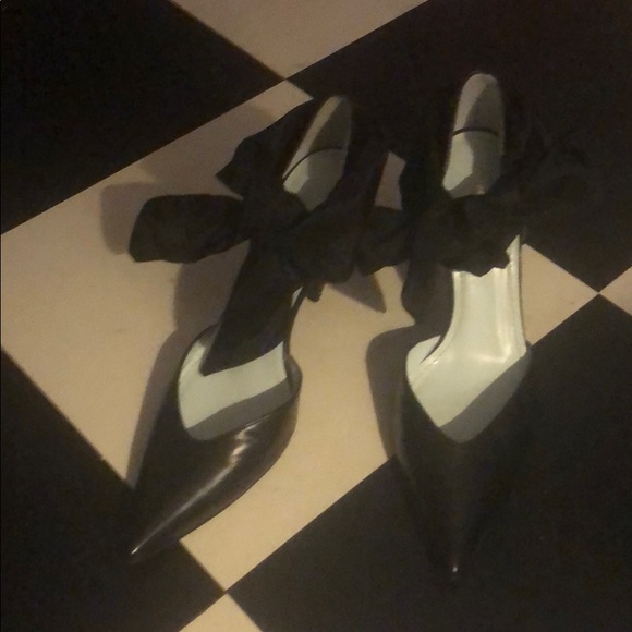 Shoes - Picture 2 of 3